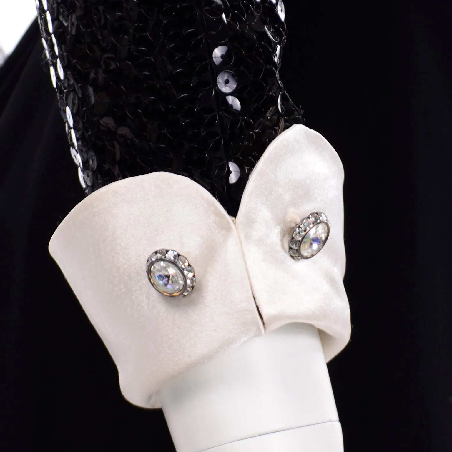 Albert Nipon Vintage Black Sequin Dress w Removable Ivory Collar & Cuffs