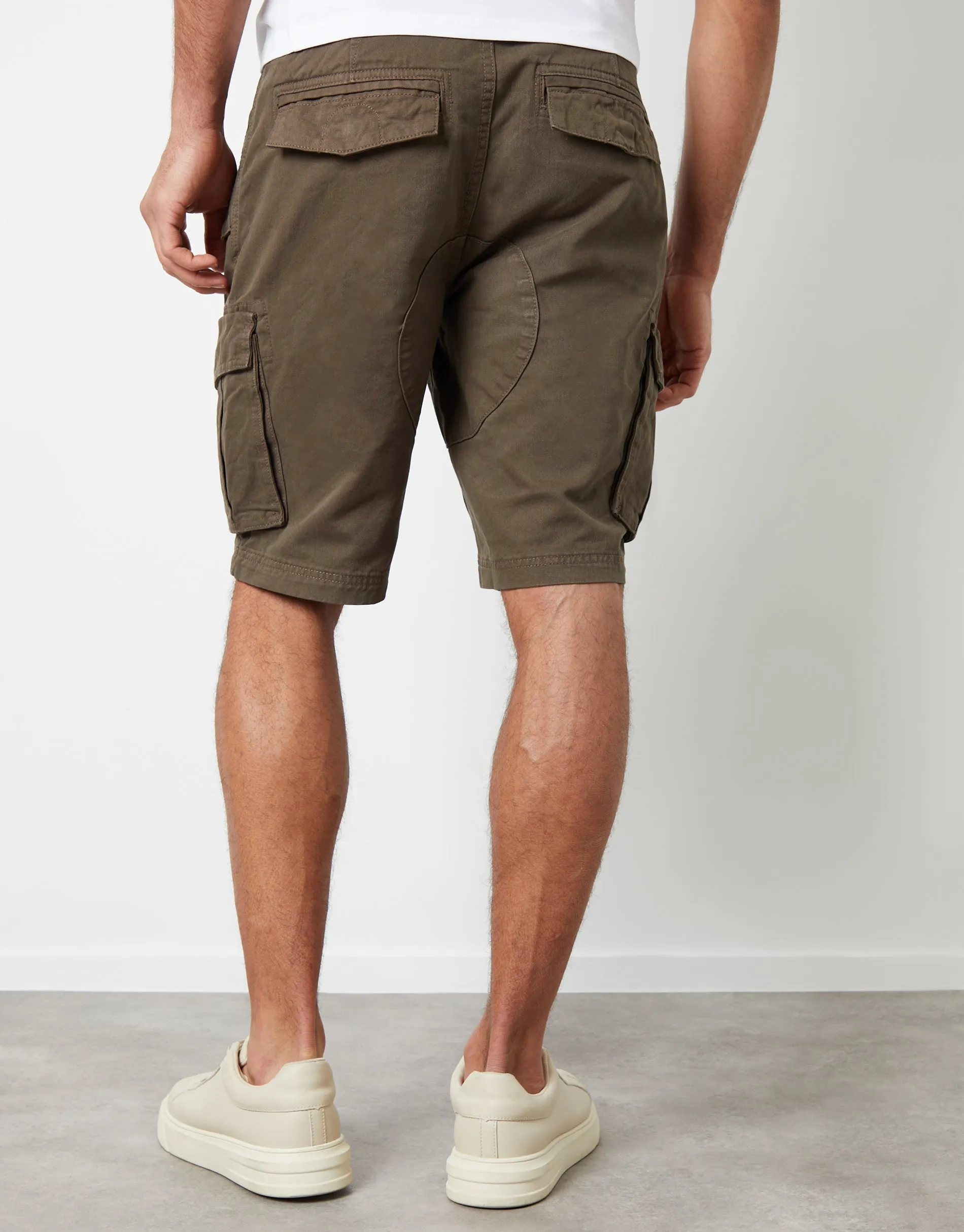 Men's Chocolate Cotton Utility Cargo Shorts
