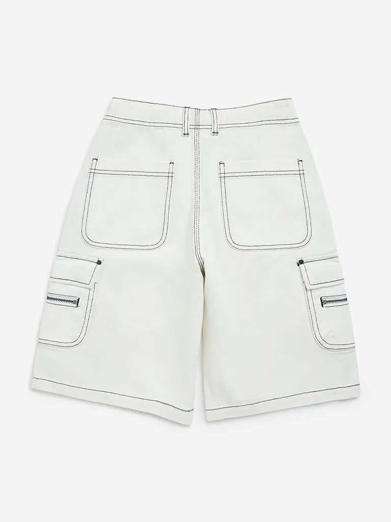 Y&F Kids Off-White Cargo-Style Mid-Rise Denim Shorts